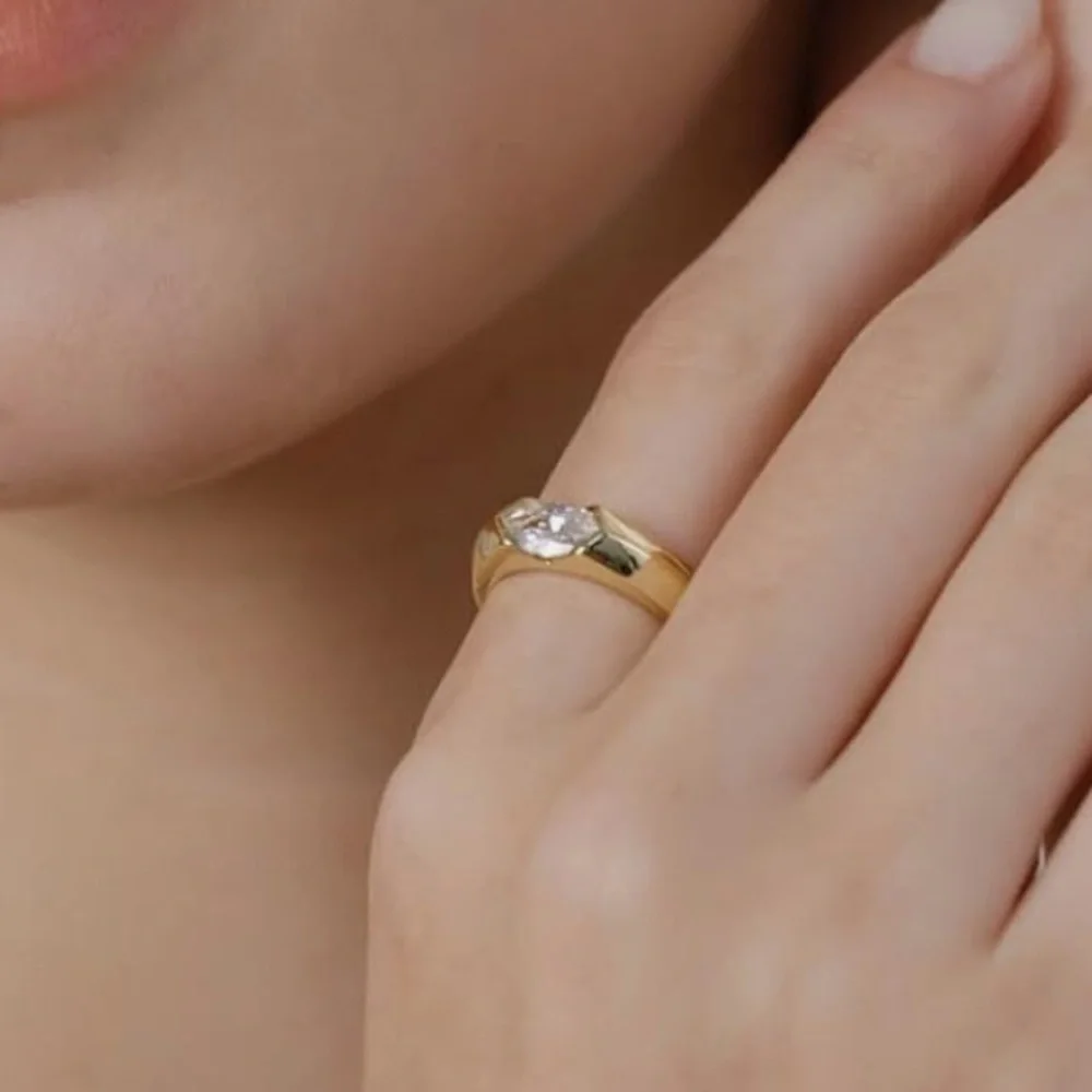NWT CZ ring